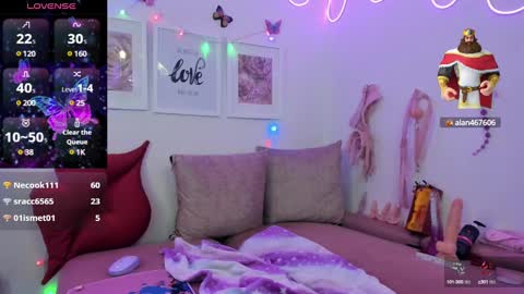 Snapshot of hikariween chatting on February 9, 2025, 5:43 pm Hikariween online show from February 9, 2025, 5:43 pm