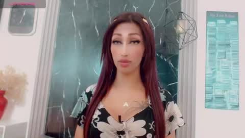 Hilary Avilan online show from July 20, 2026, 6:43 pm