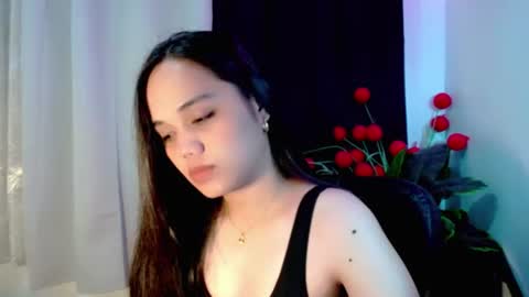 Snapshot of hilarymolly chatting on January 13, 2026, 7:19 pm hilarymolly online show from January 13, 2026, 7:19 pm