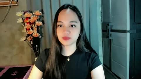 Snapshot of hilarymolly chatting on February 26, 2026, 2:10 am hilarymolly online show from February 26, 2026, 2:10 am