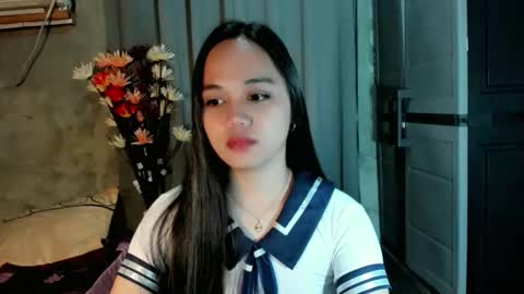 Snapshot of hilarymolly chatting on March 23, 2026, 2:26 am hilarymolly online show from March 23, 2026, 2:26 am