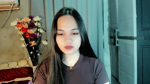 Snapshot of hilarymolly chatting on March 25, 2026, 3:12 am hilarymolly online show from March 25, 2026, 3:12 am