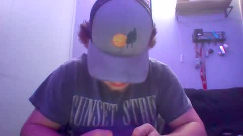 Snapshot of himommy37 chatting on September 10, 2025, 12:43 am himommy37 online show from September 10, 2025, 12:43 am