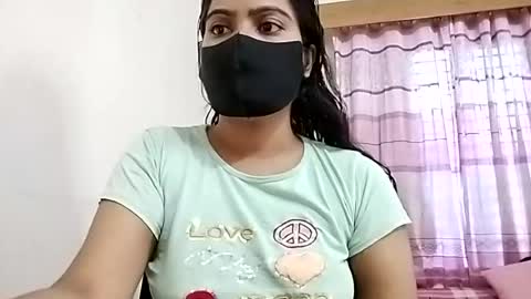 himuhimu22 online show from July 16, 2026, 11:16 am
