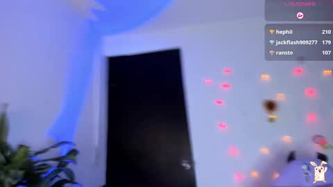 Snapshot of hinata_21_ chatting on December 16, 2024, 11:39 pm hinata online show from December 16, 2024, 11:39 pm