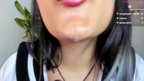 Snapshot of hinata_21_ chatting on January 13, 2025, 10:13 pm hinata online show from January 13, 2025, 10:13 pm