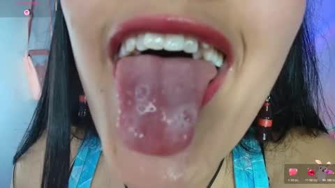 Snapshot of hinata_21_ chatting on November 3, 2025, 8:54 pm hinata online show from November 3, 2025, 8:54 pm