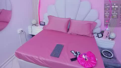 hinata_dolly online show from March 25, 2026, 10:54 am