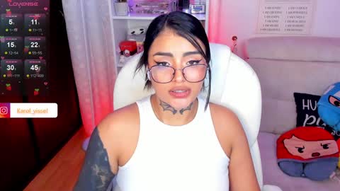 Snapshot of hinataweed01 chatting on December 27, 2024, 6:24 am Karol Independent Model online show from December 27, 2024, 6:24 am