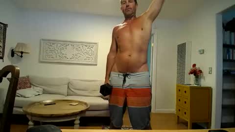 Hippie Jijm online show from April 6, 2026, 12:30 am