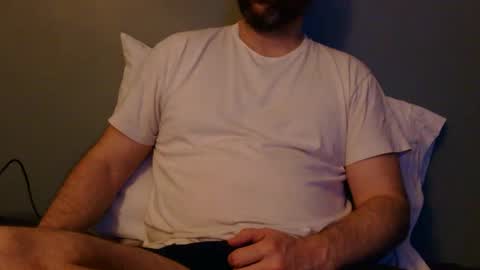 Snapshot of hippopotamus7 chatting on May 2, 2026, 8:19 am hippopotamus7 online show from May 2, 2026, 8:19 am