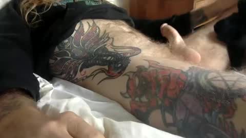 hippybiker online show from December 23, 2024, 6:05 pm