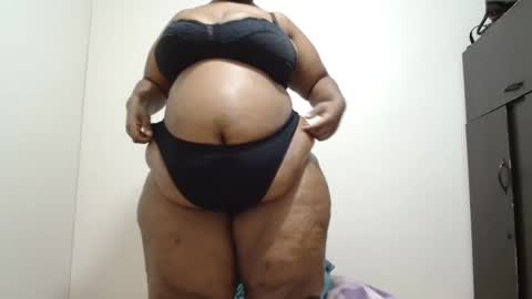 hips2sexy online show from February 17, 2025, 8:26 pm