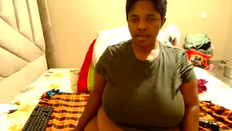Snapshot of hips2sexy chatting on August 6, 2026, 3:19 am hips2sexy online show from August 6, 2026, 3:19 am