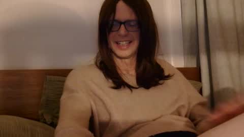 HiRiley online show from November 1, 2025, 9:50 pm