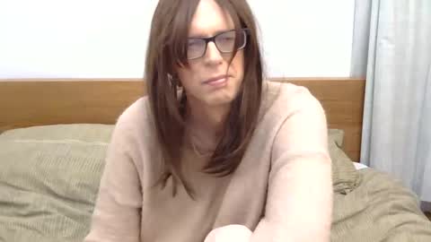 HiRiley online show from November 6, 2025, 9:37 pm