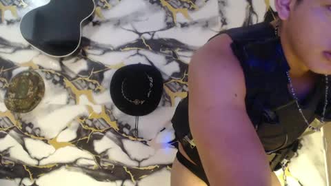 Snapshot of hiroshi_shen2 chatting on June 1, 2026, 12:51 pm hirosi shen online show from June 1, 2026, 12:51 pm