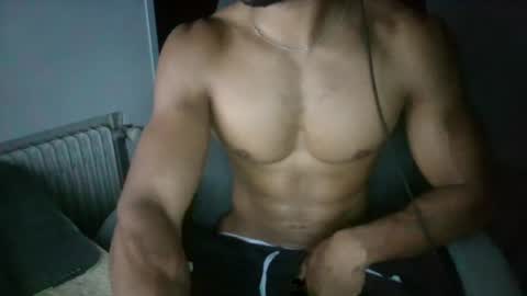 Snapshot of hiseres11 chatting on August 1, 2026, 10:52 pm Hiseres online show from August 1, 2026, 10:52 pm