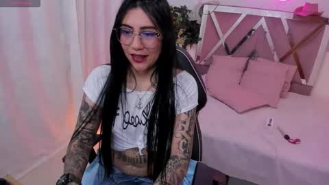  hisis  online show from October 4, 2025, 11:41 am