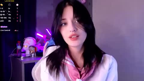 Ella online show from July 19, 2026, 3:21 am