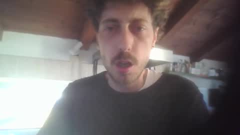 hitmenoww online show from April 28, 2026, 6:29 am