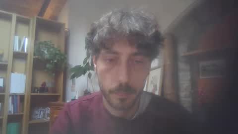 hitmenoww online show from May 8, 2026, 8:08 am