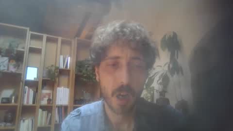 hitmenoww online show from May 28, 2026, 11:07 am