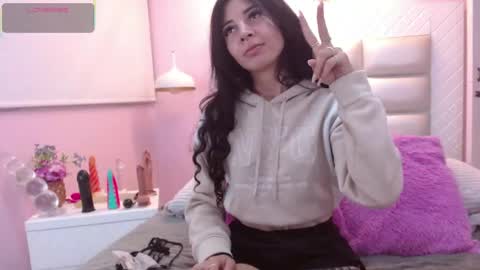 Snapshot of hiyakasudere chatting on May 19, 2026, 7:09 pm hiyakasudere online show from May 19, 2026, 7:09 pm