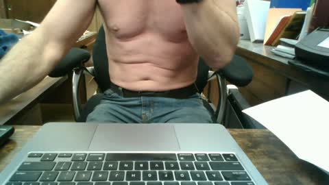 Snapshot of hnic9999 chatting on January 5, 2025, 9:03 pm Nick online show from January 5, 2025, 9:03 pm