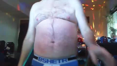 Snapshot of hobbes80 chatting on December 1, 2024, 10:32 pm hobbes80 online show from December 1, 2024, 10:32 pm