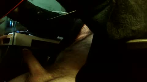 Snapshot of hockeybrad92 chatting on January 23, 2025, 11:48 am Hairy Hockey Player 92 online show from January 23, 2025, 11:48 am