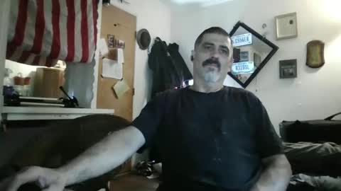 hoglegg99384194 online show from May 24, 2026, 11:32 pm
