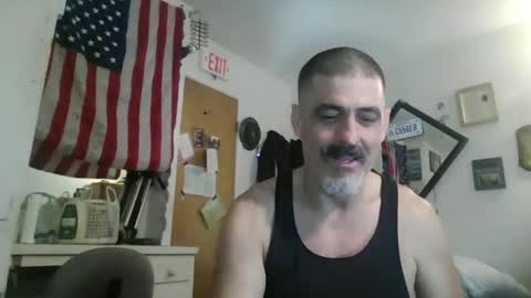 hoglegg99384194 online show from June 8, 2026, 1:50 am