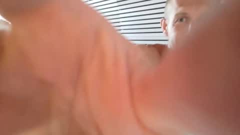 hola_homo online show from May 21, 2026, 6:26 pm