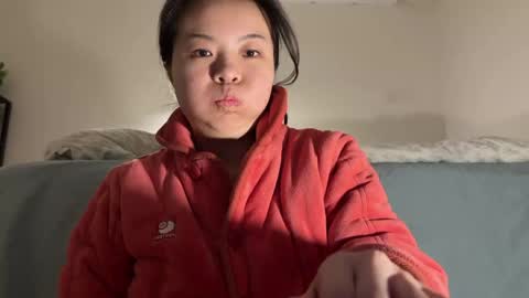 Snapshot of hola_sunflower chatting on January 12, 2026, 2:22 pm amy online show from January 12, 2026, 2:22 pm