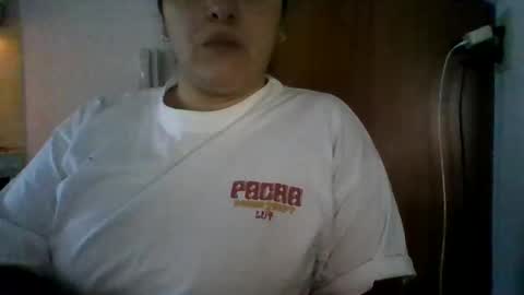 Snapshot of holabonaerense chatting on May 19, 2026, 12:22 pm Bonaerense online show from May 19, 2026, 12:22 pm