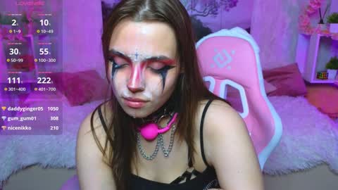 Lux online show from December 9, 2024, 8:12 pm