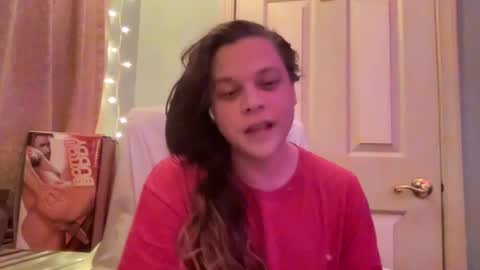 Hollys Drive threw Side Of CB. online show from December 17, 2024, 3:17 am