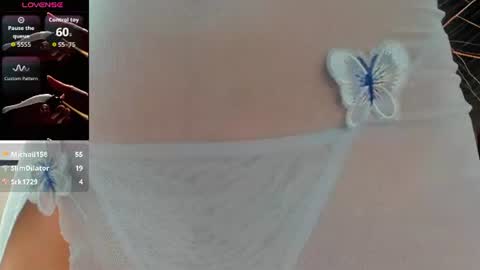 Holly 22 online show from July 28, 2026, 12:48 pm