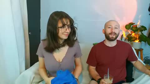 Holly and Honey online show from July 10, 2026, 11:18 pm