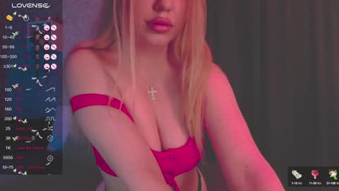 holly_molly8 online show from January 26, 2025, 5:13 pm