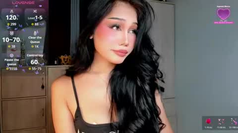 Snapshot of holly_preciousxx chatting on June 28, 2026, 8:48 pm Hi Im Precious online show from June 28, 2026, 8:48 pm