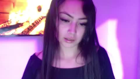 Holly online show from July 28, 2026, 7:26 am
