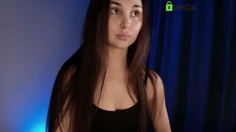 hollyextra online show from February 25, 2026, 3:54 pm