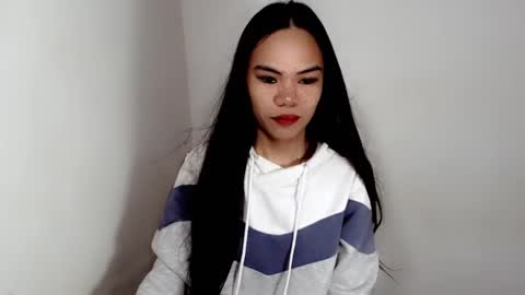 hollyhalo online show from October 12, 2025, 11:31 am