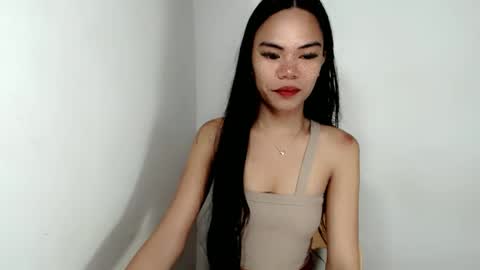 hollyhalo online show from October 18, 2025, 6:41 pm