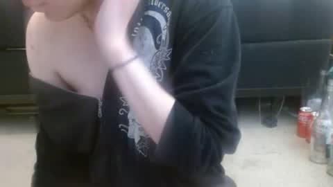 Holly Hawkes online show from July 19, 2026, 12:58 am