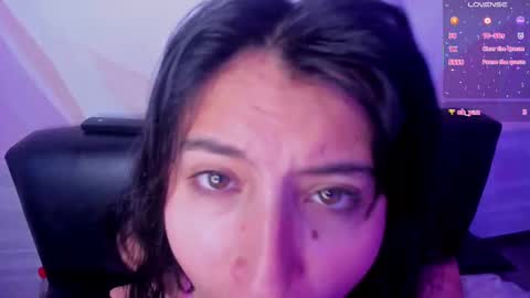 Holly online show from September 13, 2025, 4:18 pm