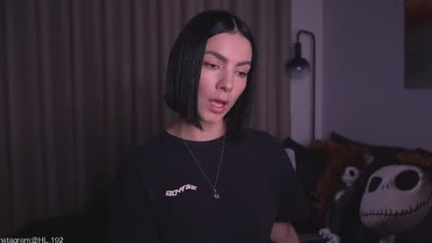 Snapshot of hollylinder_ chatting on July 9, 2026, 1:42 am Holly Linder online show from July 9, 2026, 1:42 am