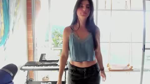 Snapshot of hollyshit_ chatting on January 19, 2025, 9:55 pm hollyshit_ online show from January 19, 2025, 9:55 pm